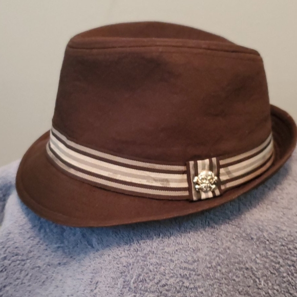 Hat - Picture 1 of 4